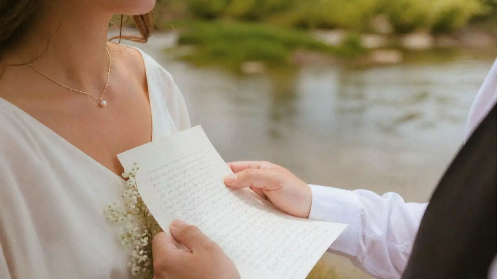 How Long Should Wedding Vows Be