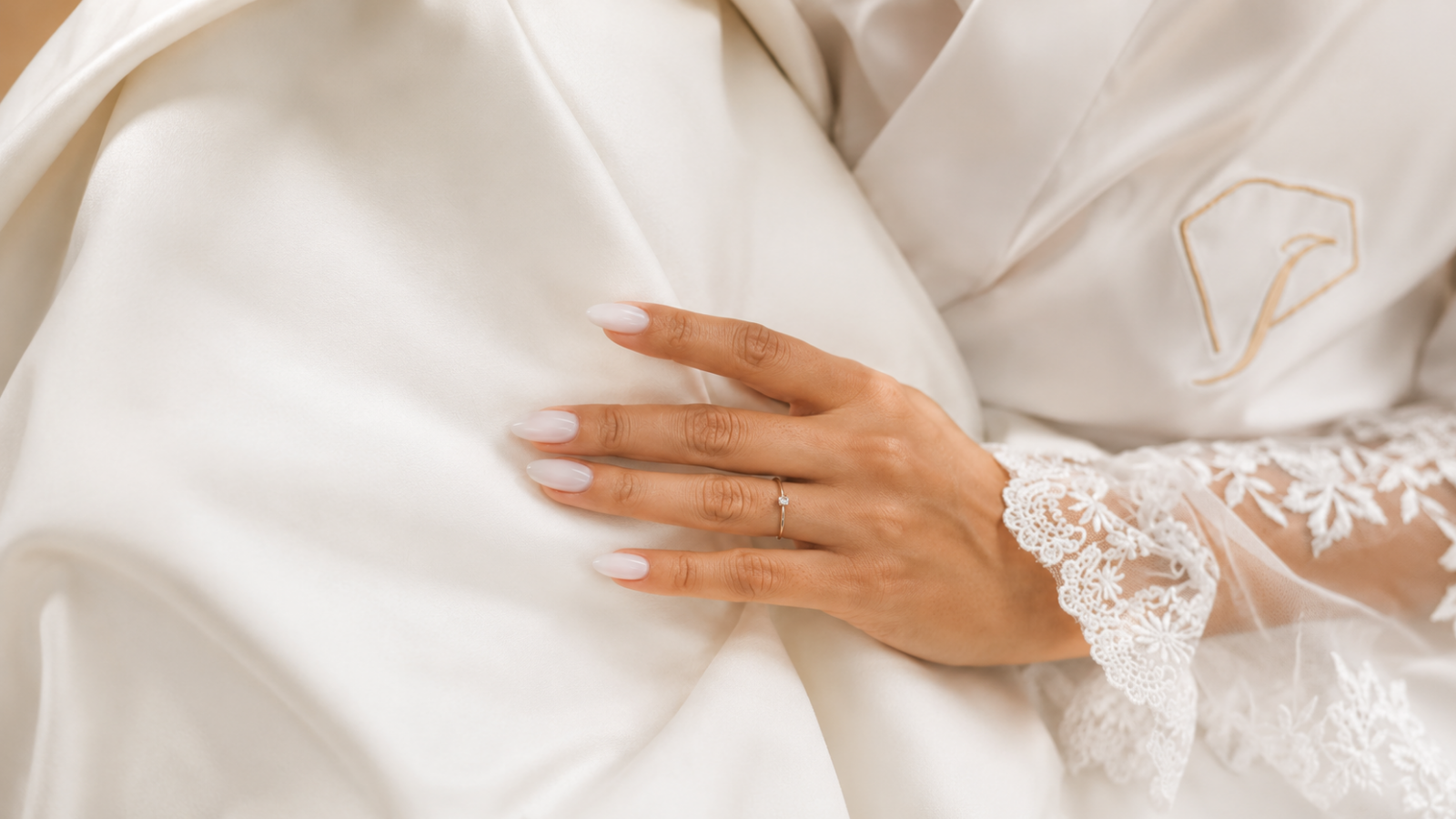 Ombré Wedding Nails: Elegant Ideas for Every Bridal Style