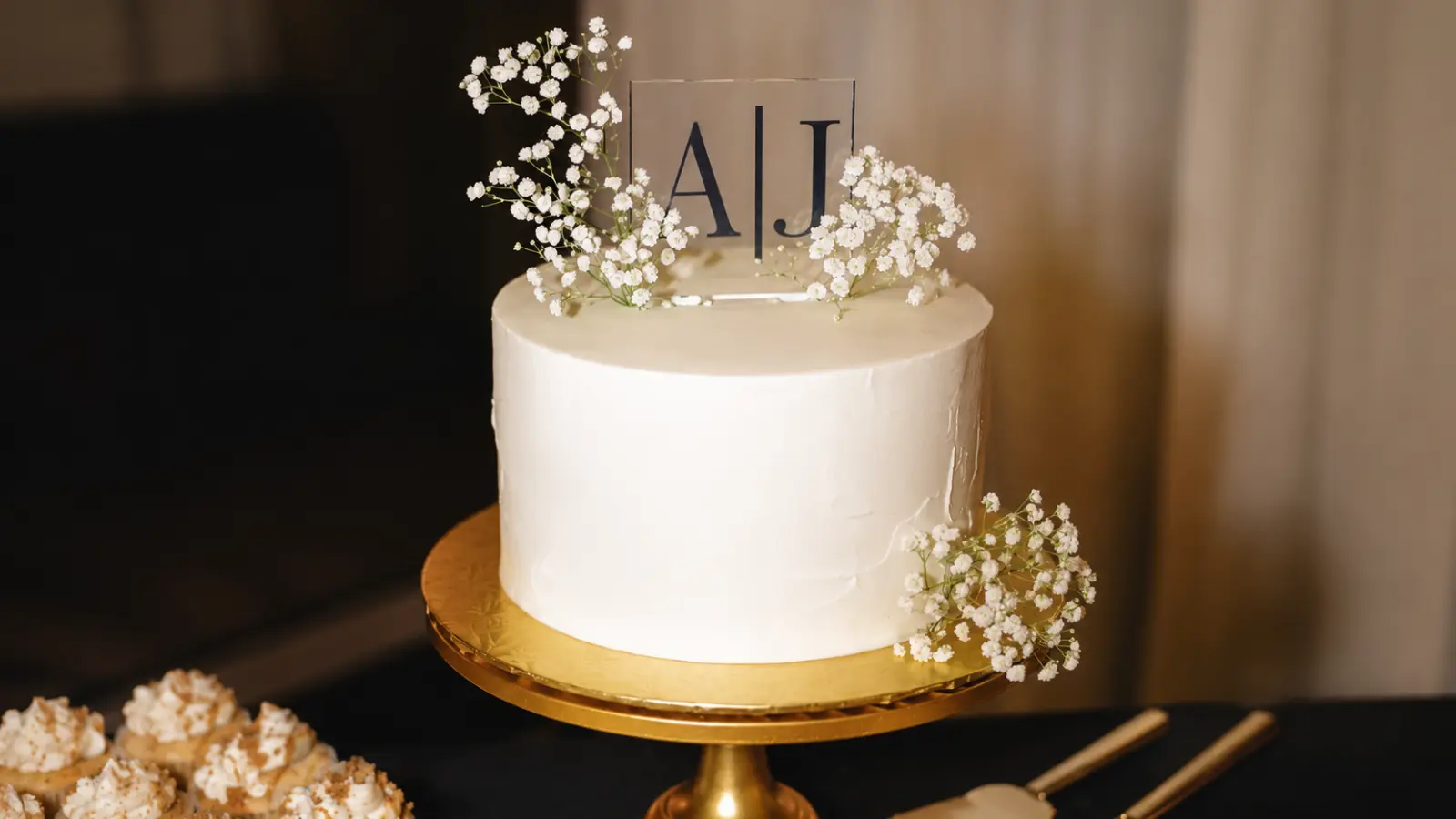 Acrylic wedding cake topper