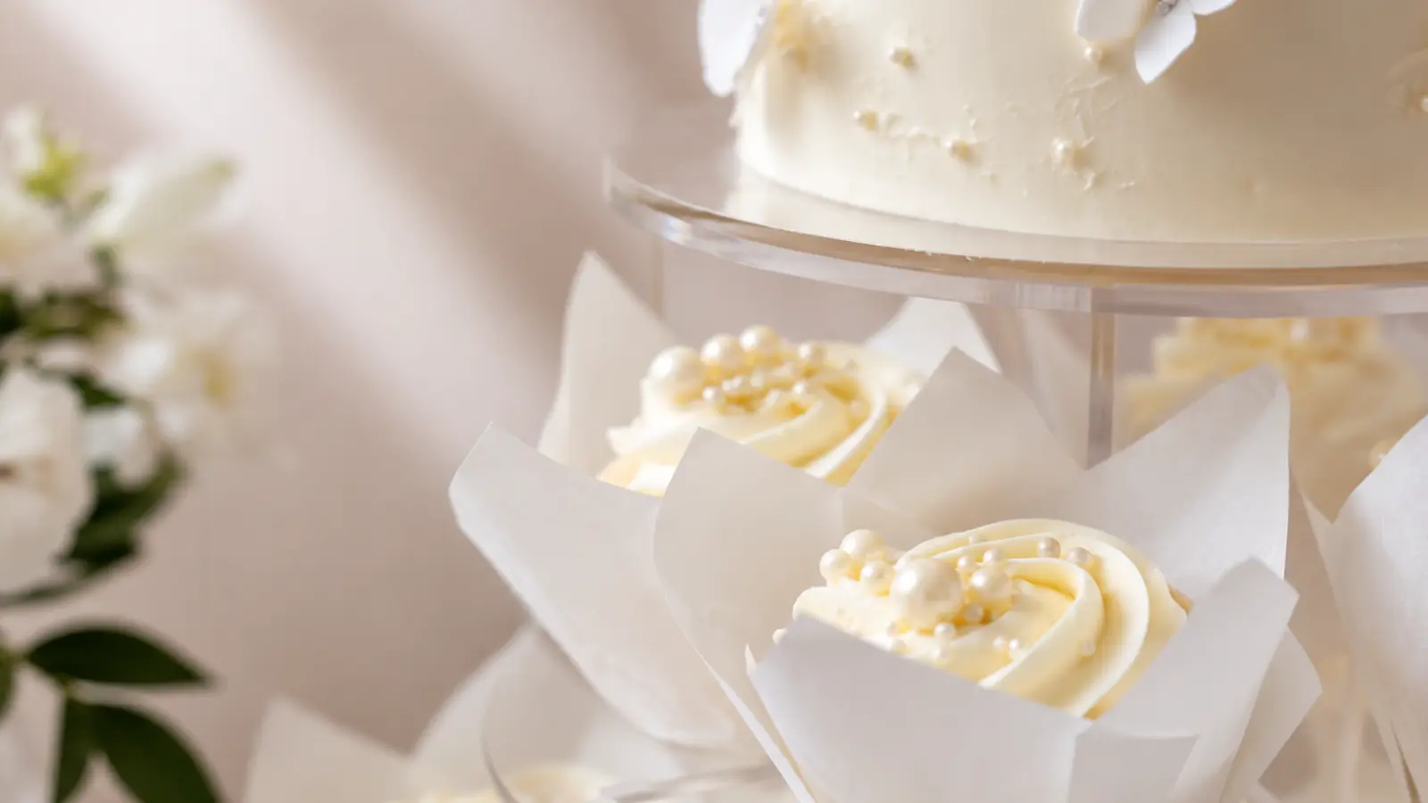 Elegant cupcake wedding cake serving idea