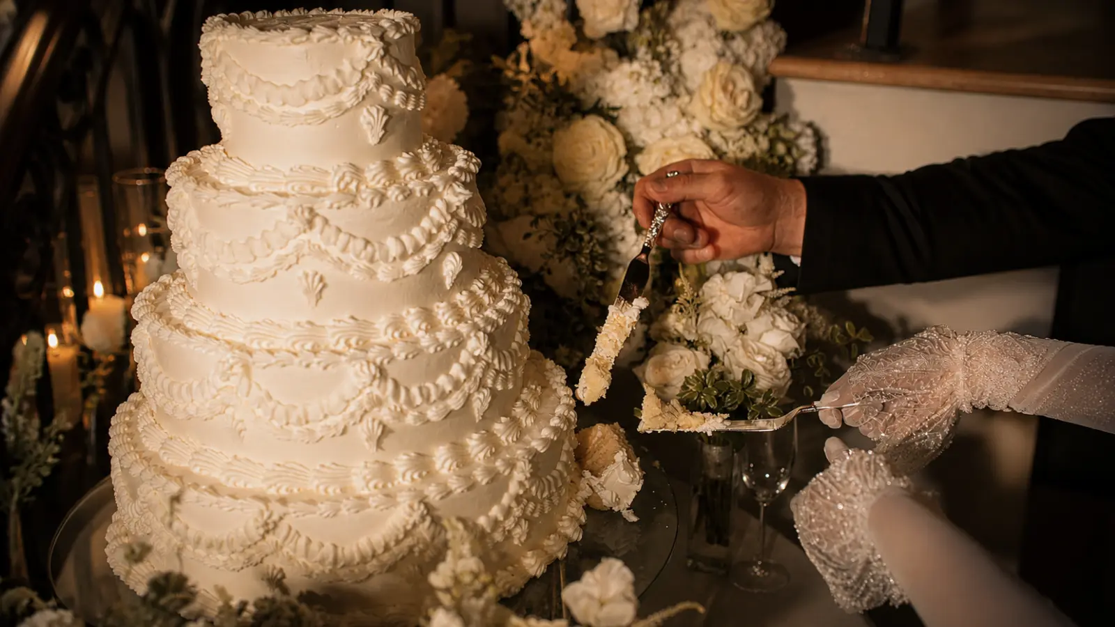 Modern wedding cake with contemporary design and sophisticated details
