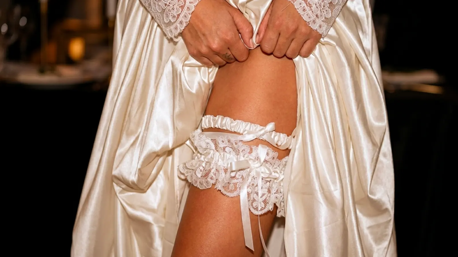 Wedding Garter Tradition: History, Meaning and Modern Etiquette
