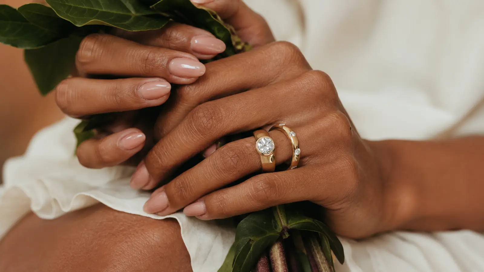 Modern Wedding Rings: Clean, Minimal and Contemporary Ideas