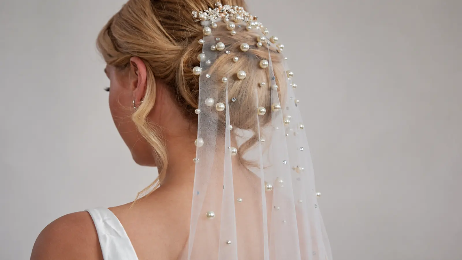 Pearl Wedding Veil: Everything You Need to Know
