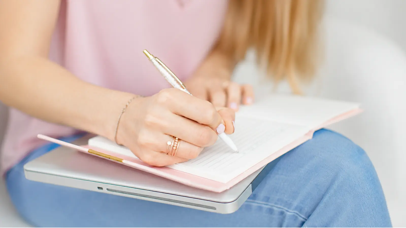 6-Month Wedding Planning Timeline: How to Plan Faster
