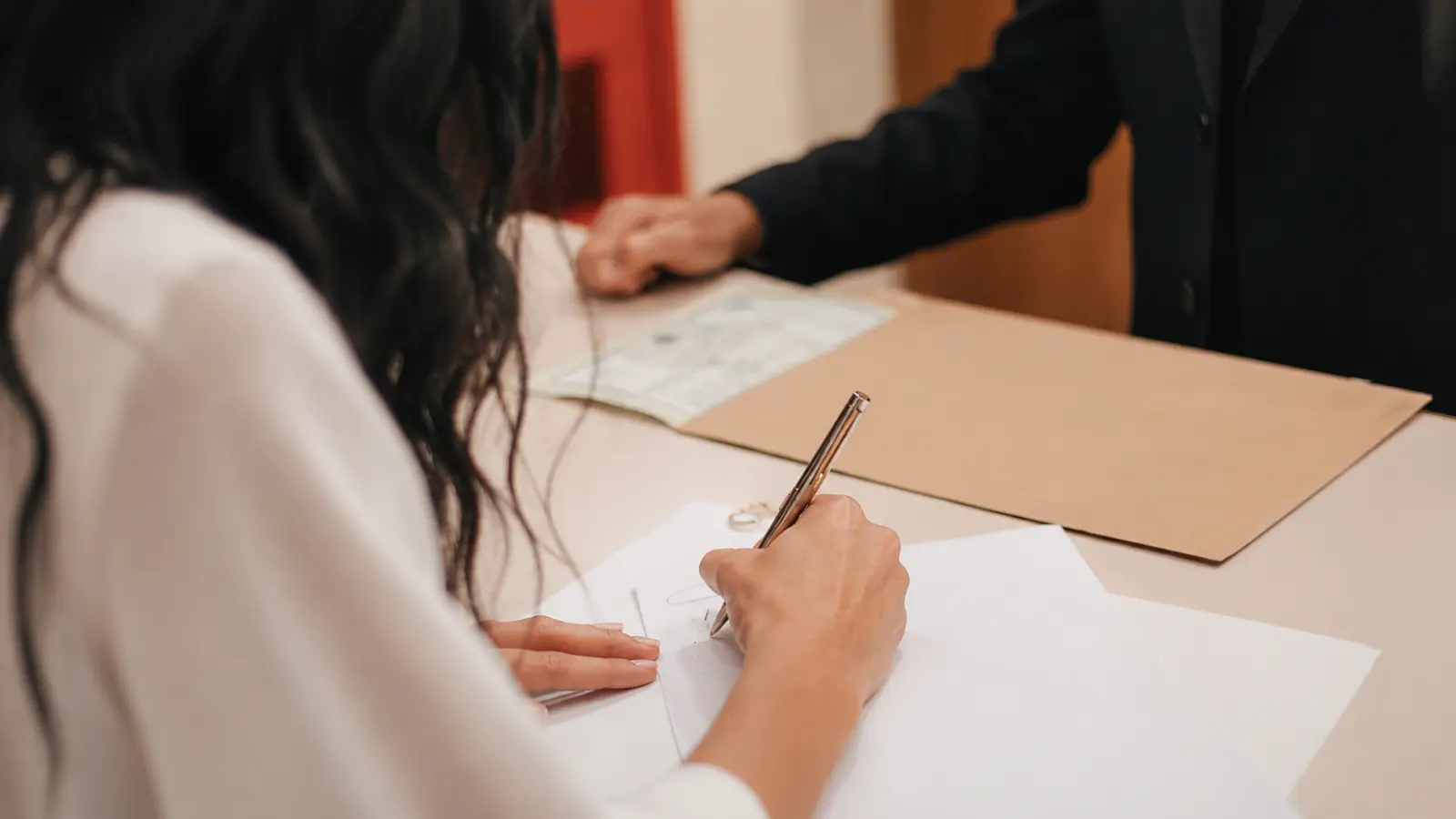 Courthouse Wedding Checklist: Documents, Appointments and Next Steps