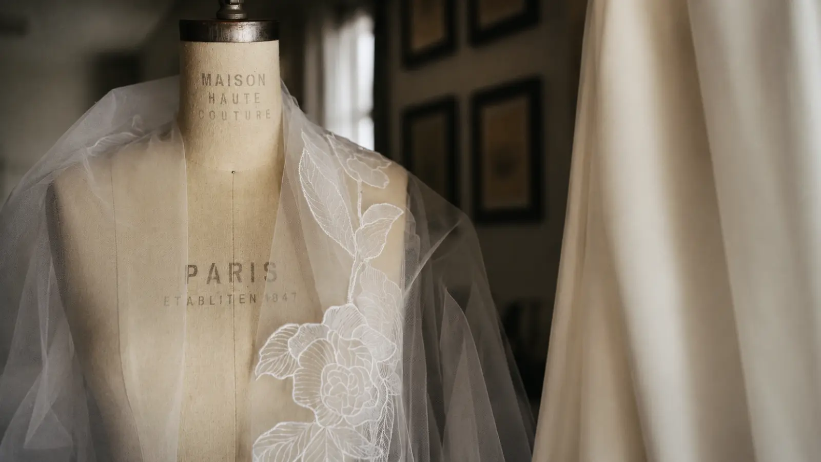 Wedding Veil Cost: What Affects Price and What to Expect