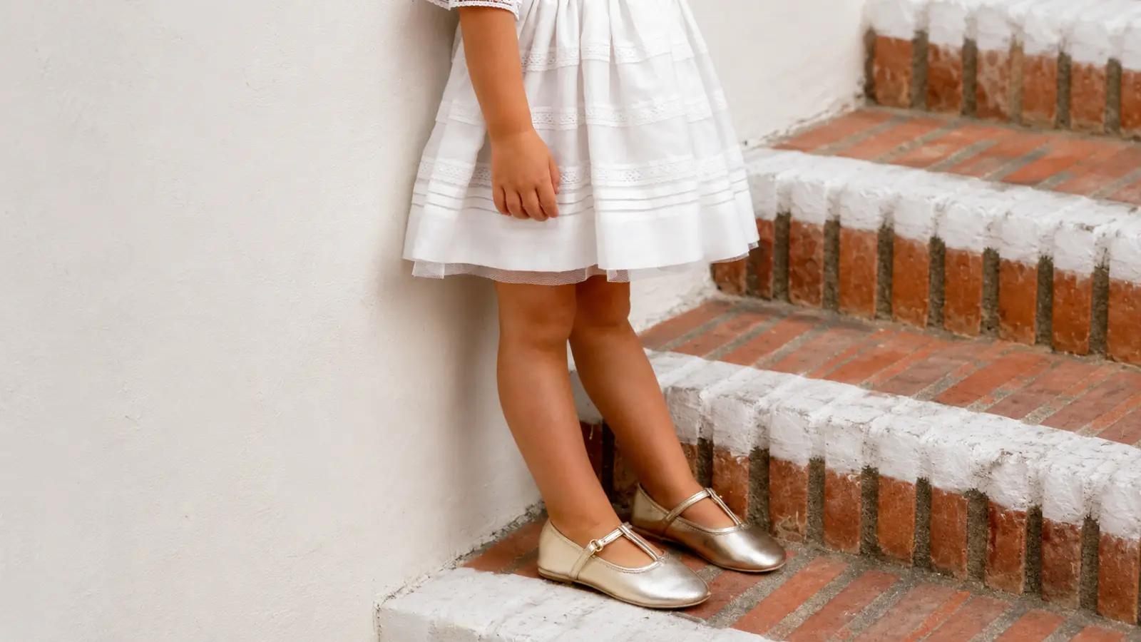 Flower Girl Shoes and Accessories: Comfort, Style & Fit