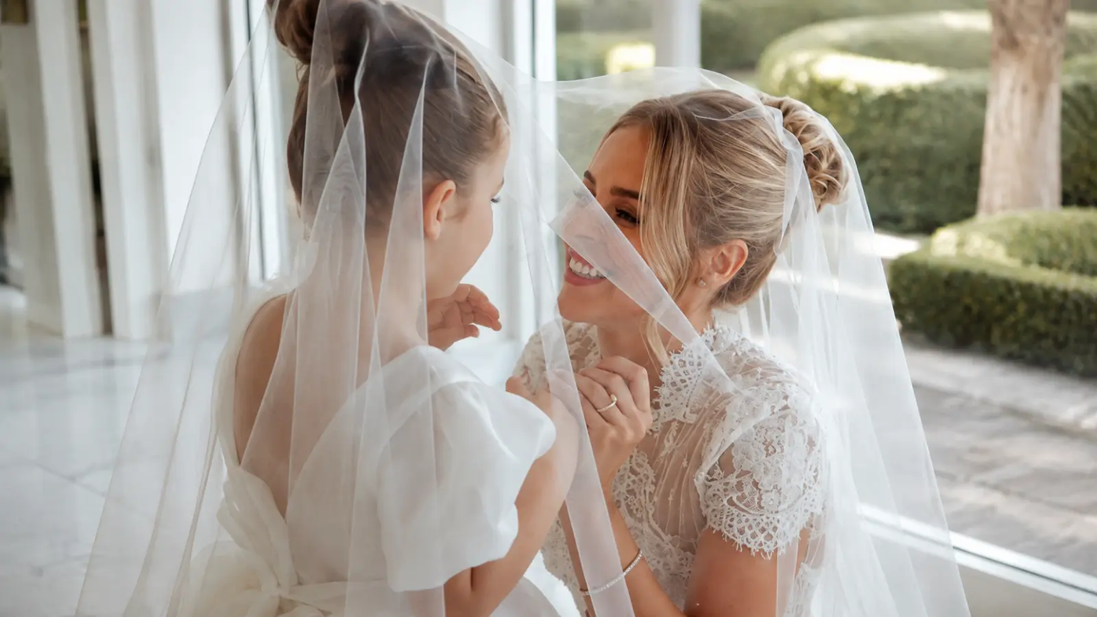 Should You Invite Kids to Your Wedding? How to Decide