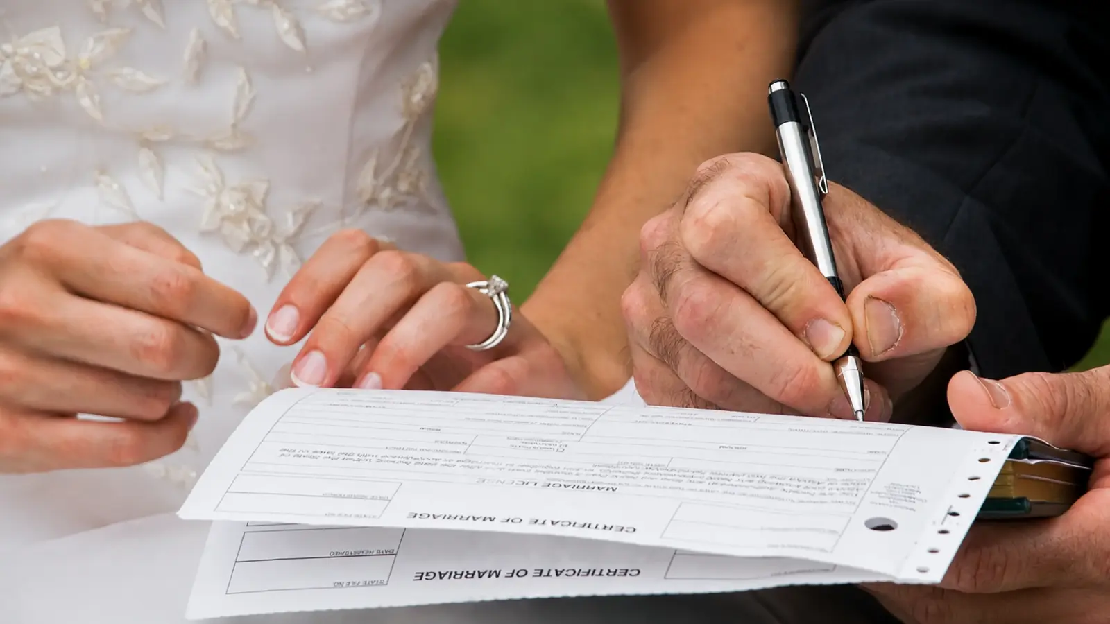 Marriage License Cost: Fees and Extra Charges Explained