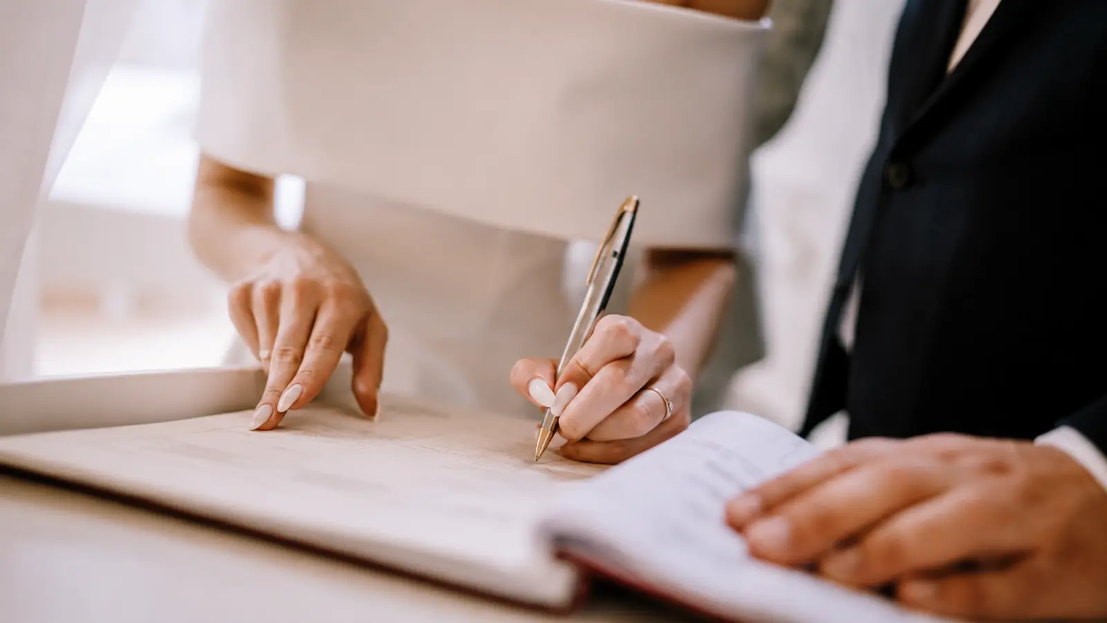 Marriage License Requirements: Documents, Age, Witnesses and Timing