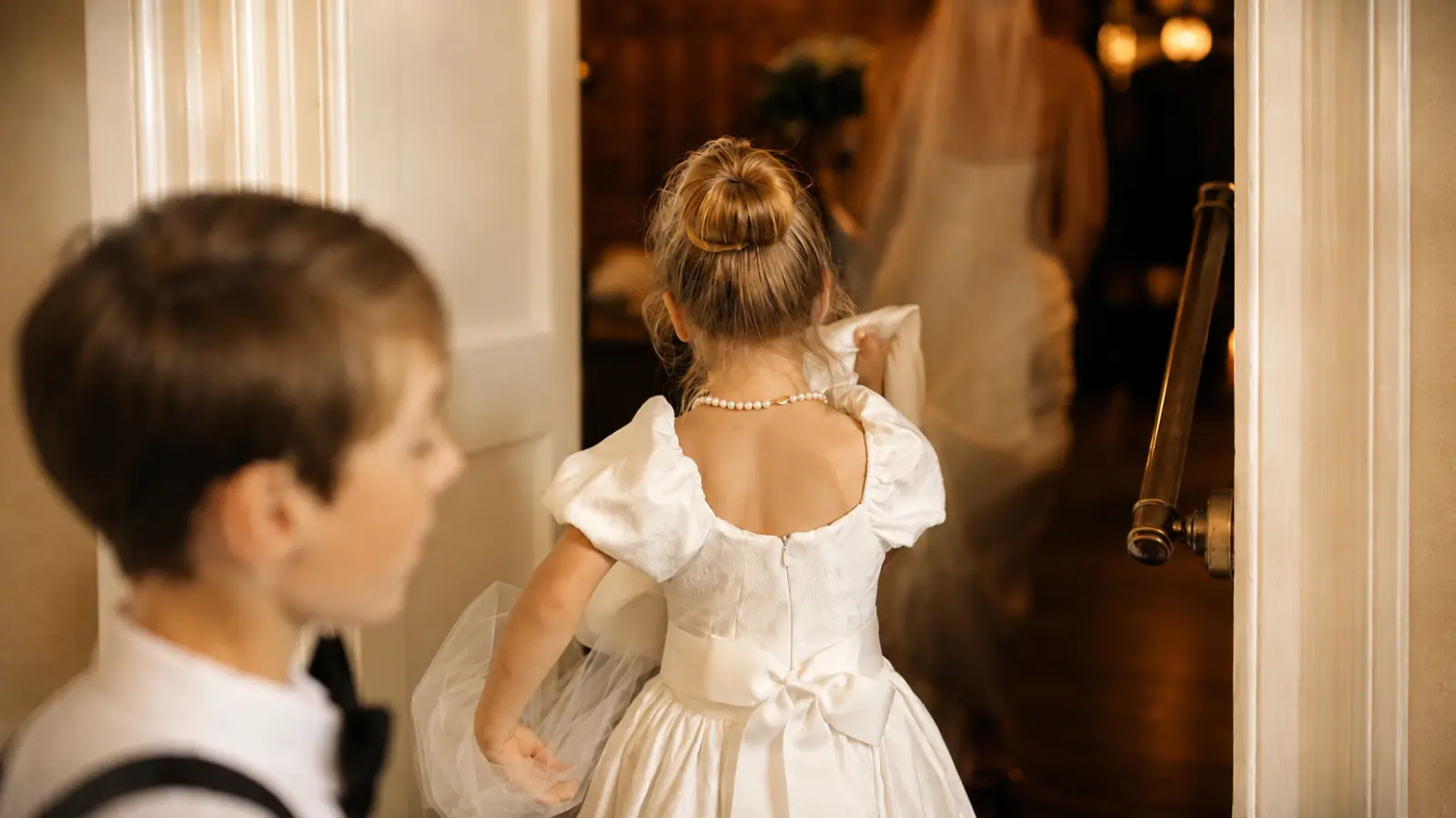 No Kids Wedding Wording: Polite Ways to Say Adults Only