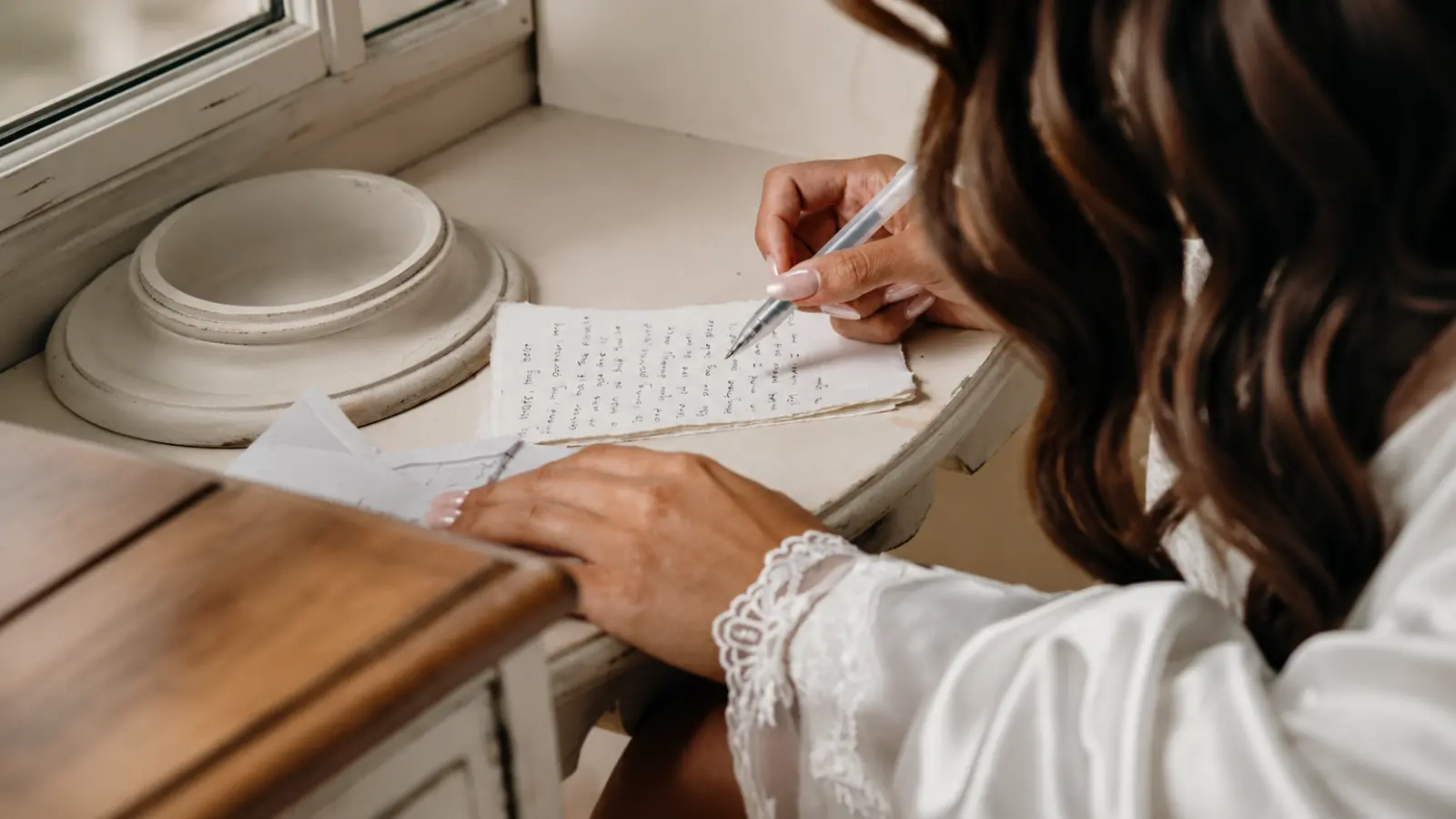 Wedding Thank You Card Wording: What to Write for Every Guest